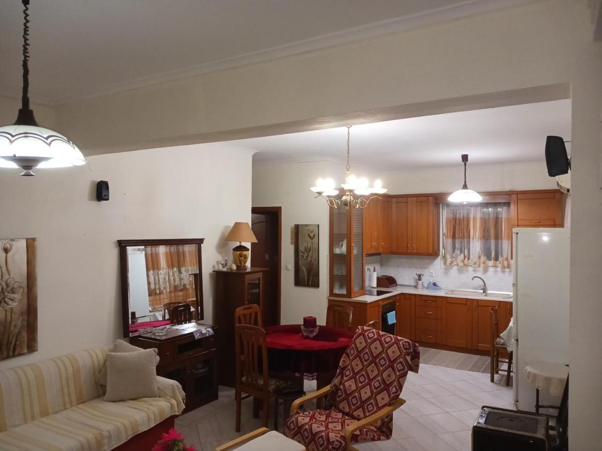 Apartment Marios Soufli Ευρύχωρη Γκαρσονιέρα, 60M2 Στο Κέντρο Souflíon Esterno foto